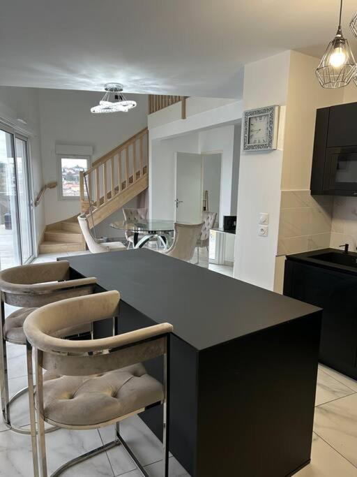Appartement Appart Duplex 87M2 Pres D'Airbus à Toulouse Extérieur photo