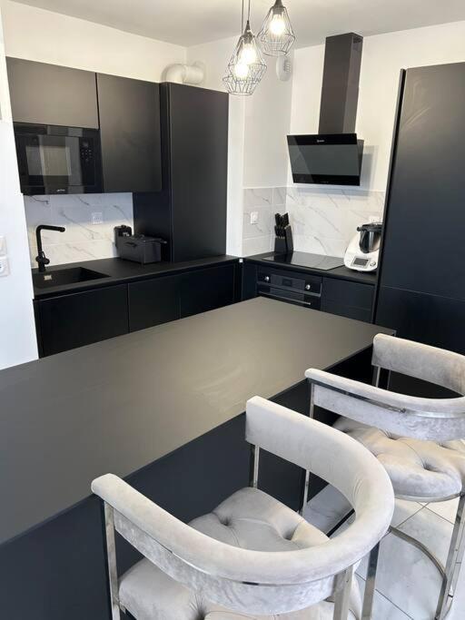 Appartement Appart Duplex 87M2 Pres D'Airbus à Toulouse Extérieur photo